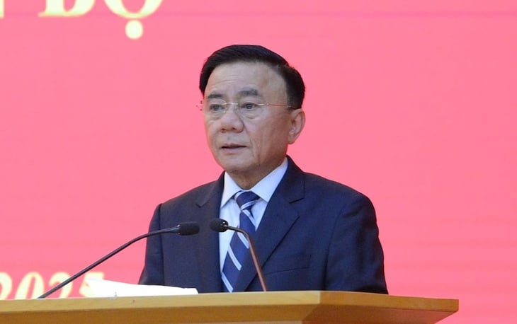 Khung tiêu chí đánh giá cán bộ diện Trung ương, Bộ Chính, Ban Bí thư quản lý theo thang điểm 100 - Ảnh 1.