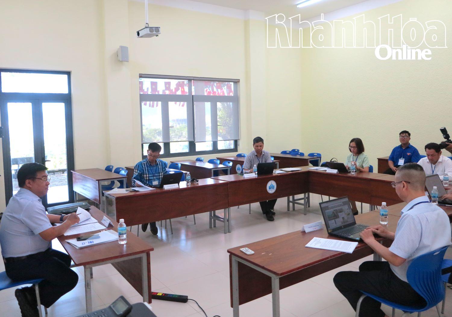 ក្រុមប្រឹក្សាវាយតម្លៃ និងផ្តល់រង្វាន់នៃជុំបឋមនៃពានរង្វាន់វិទ្យាសាស្ត្រ និងបច្ចេកវិទ្យាសម្រាប់និស្សិតក្នុងគ្រឹះស្ថានឧត្តមសិក្សាក្នុងឆ្នាំ 2025 ការងារ