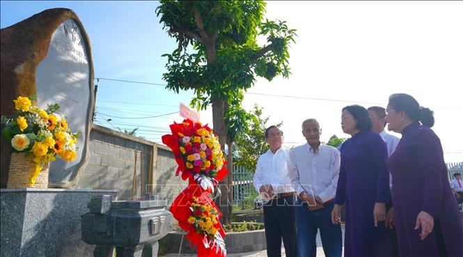 Photo caption