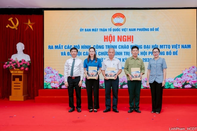 Phường Bồ Đề ra mắt các mô hình chào mừng Đại hội Mặt trận Tổ quốc- Ảnh 12.