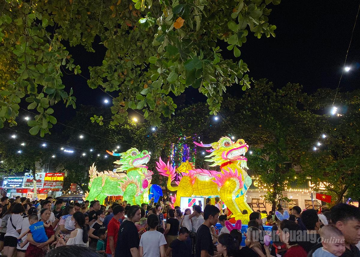 ពិធីបុណ្យ Thanh Tuyen អះអាងនូវផលិតផលទេសចរណ៍វប្បធម៌ពិសេសរបស់ខេត្ត ដើម្បីទាក់ទាញភ្ញៀវទេសចរ។