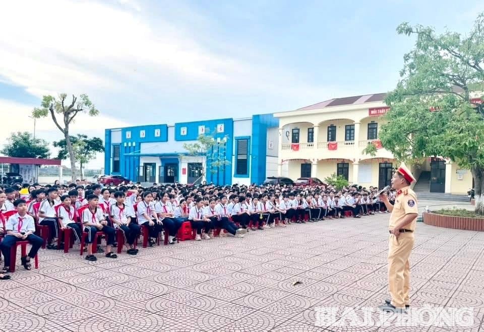 タンタン中学校(1).jpg