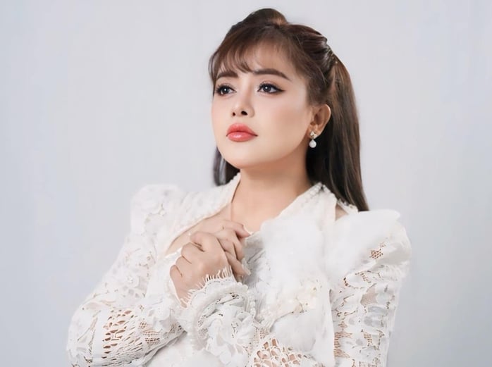 Ca sĩ Hồng Quyên "chơi lớn" với nhạc kịch "Mộng phù hoa"- Ảnh 5.