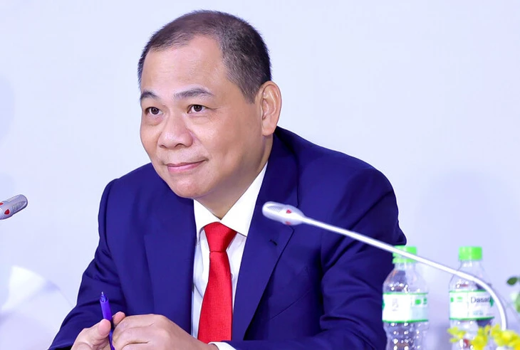 ព័ត៌មានពេលព្រឹក ថ្ងៃទី២០ ខែកញ្ញា៖ លោក Pham Nhat Vuong មានប្រាក់បន្ថែម ៦៥០លានដុល្លារអាមេរិក; ទីក្រុងហូជីមិញនឹងធ្វើឌីជីថលគ្រប់គ្រងហេដ្ឋារចនាសម្ព័ន្ធ - រូបថត ២.