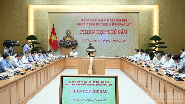 Quang cảnh phiên họp. (Ảnh: Trần Hải)