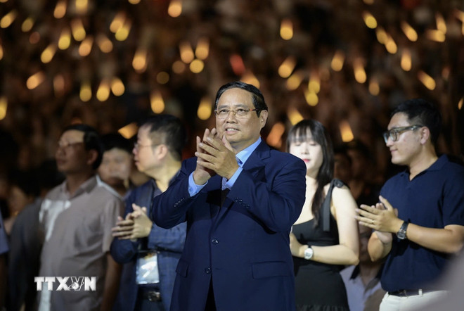 ttxvn-v-fest-vietnam-today-8286922.jpg