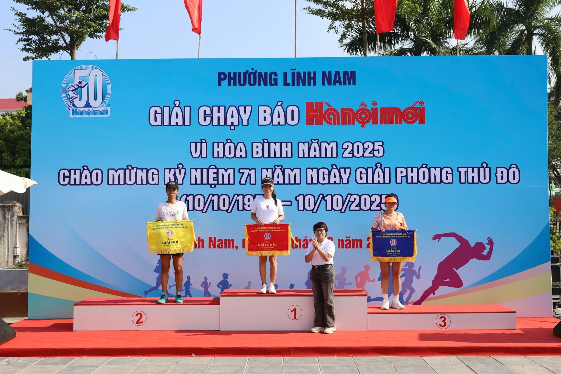 z7030709315191_ab48d6ec33975a67a712d5c3d8b3f6bf.jpg