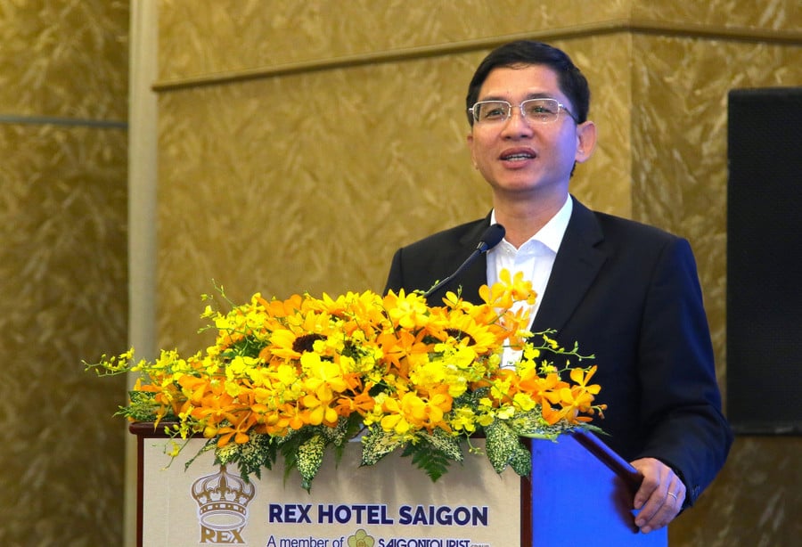 pgs-hoang-cong-gia-khanh.jpg