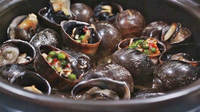 Top món ốc nóng cho ngày thu se lạnh, ăn là "ghiền" - Ảnh 4.