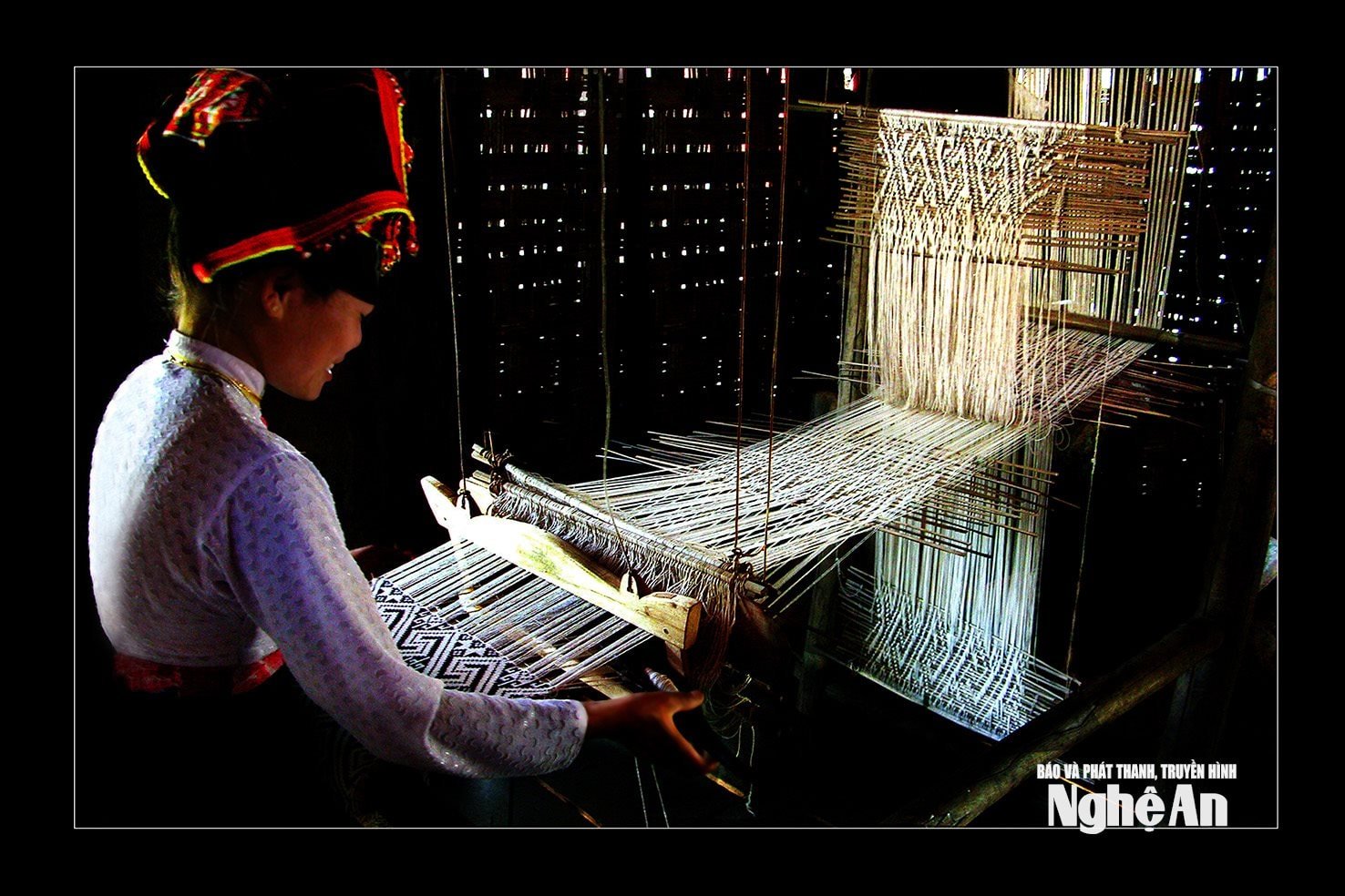 ត្បាញអាវទ្រនាប់
