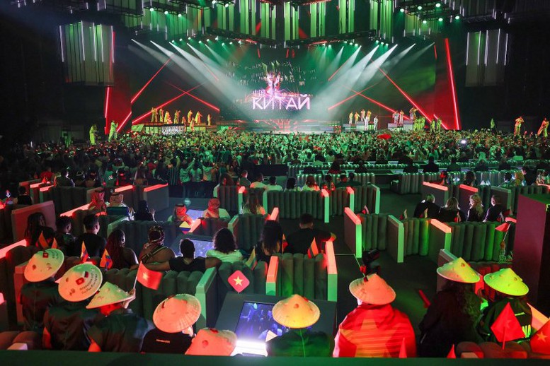 [動画] ベトナム代表が「Phu Dong Thien Vuong」の歌でIntervision 2025チャンピオンシップに優勝 - 写真3。