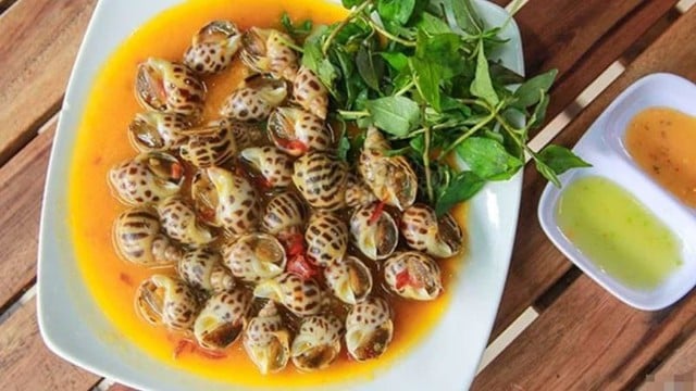 Top món ốc nóng cho ngày thu se lạnh, ăn là "ghiền" - Ảnh 3.