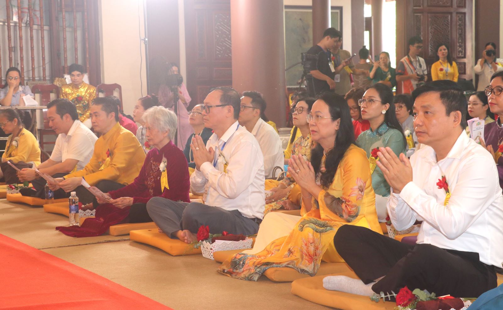 ចំណងជើងរូបថត