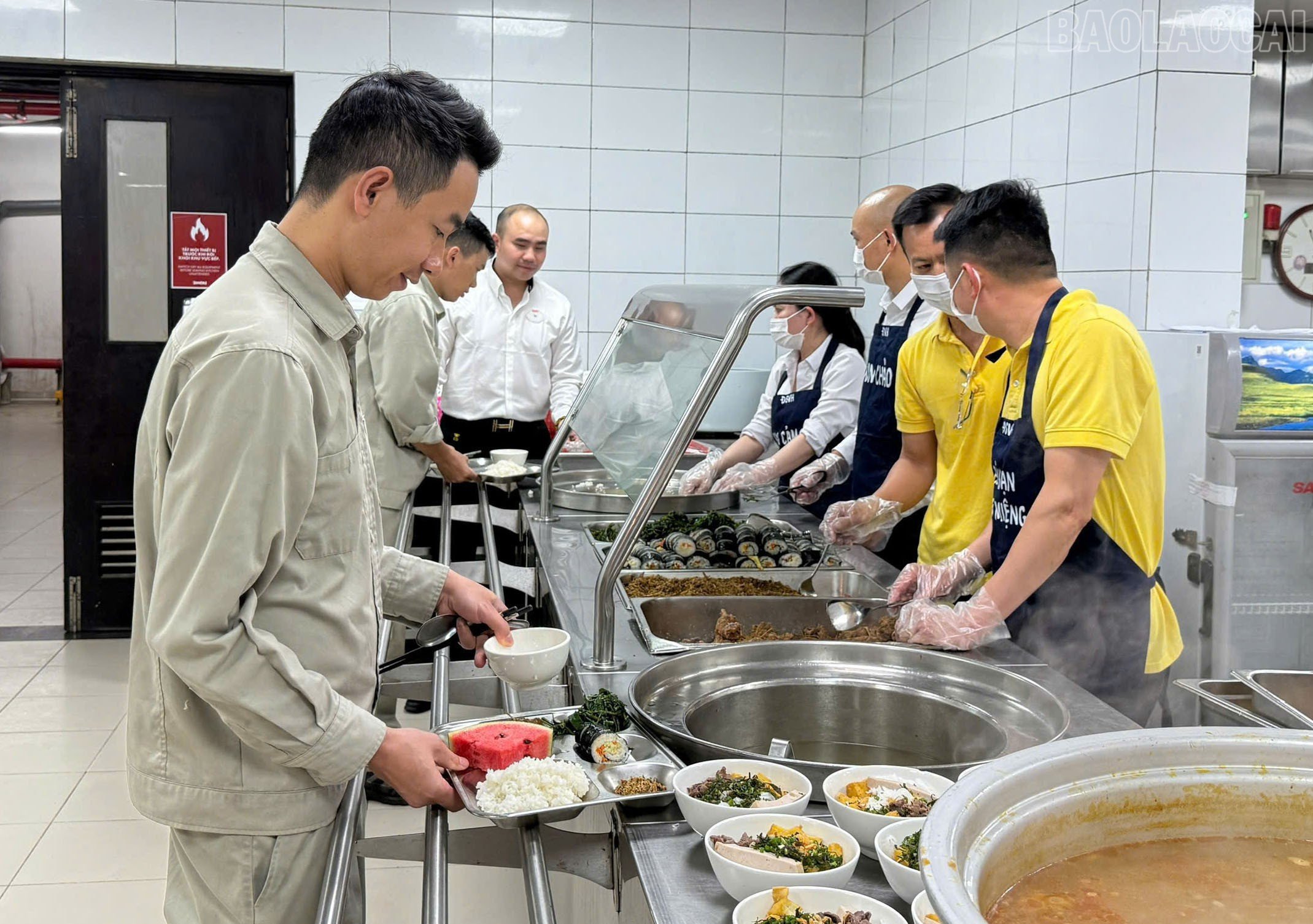 baolaocai-tr_z6946935975644-718e75bc56106a5f6b60f7a3c556799f.jpg