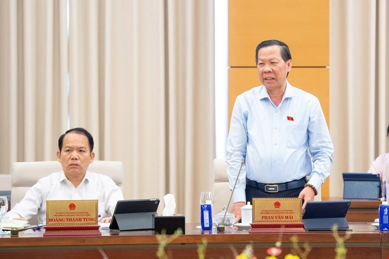 phan-van-mai-2.jpg