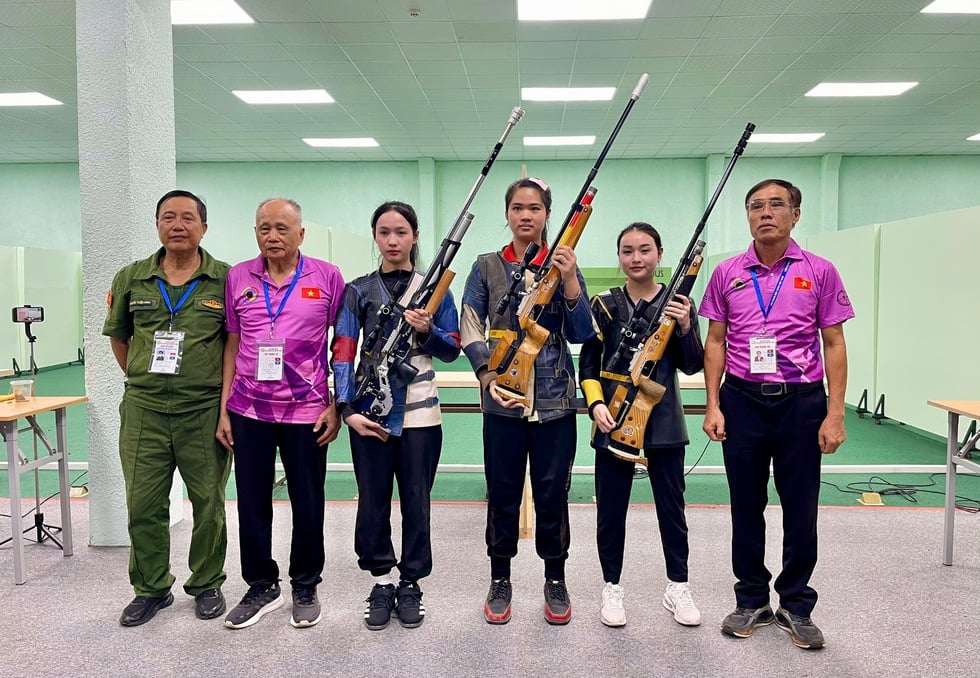 Nhà vô địch ASIAD Phạm Quang Huy và tốp 4 Olympic Trịnh Thu Vinh đấu giải bắn súng quốc gia- Ảnh 2.