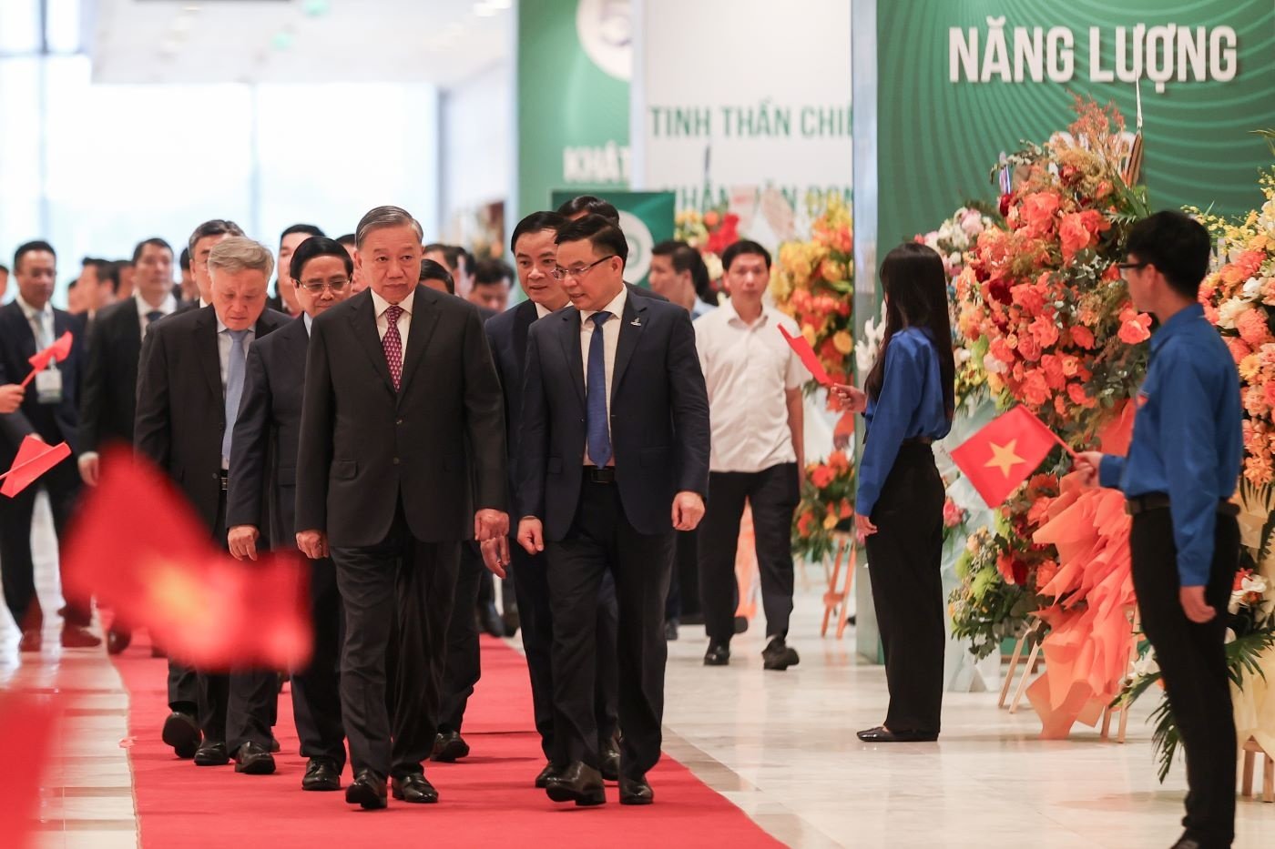 អគ្គលេខាធិការ To Lam រំពឹងថា Petrovietnam នឹងក្លាយជា “ការត្រួសត្រាយ - ឆ្នើម - និរន្តរភាព - ជាសកល”