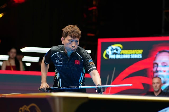 Hai tay cơ Việt Nam đi tiếp ở giải billiards vô địch thế giới 10 bi nam - Ảnh 1.