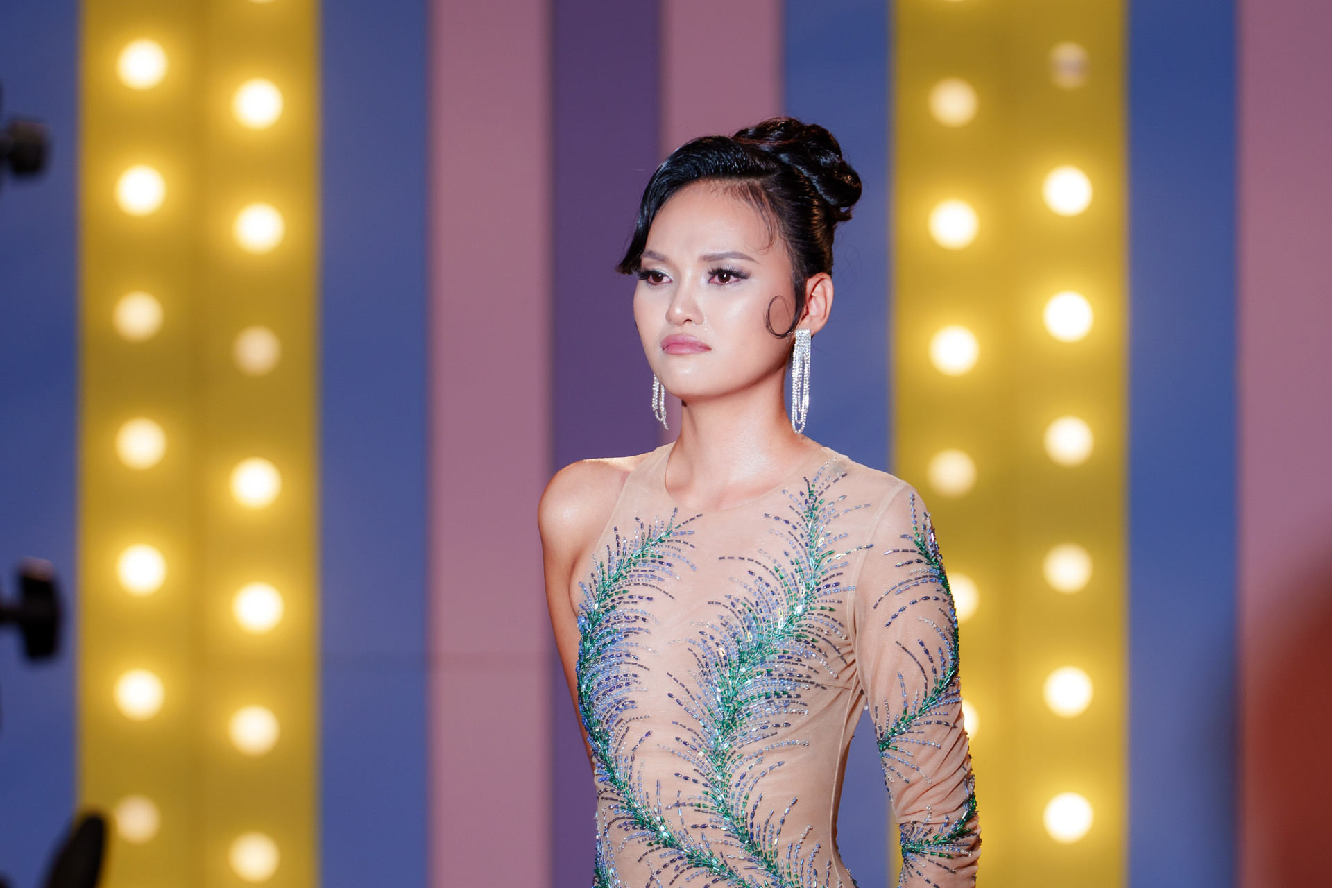 3. កង្វះការទម្លាយបានធ្វើឱ្យ Mi Lan ឈប់នៅភាគទី 8 ហើយលើកនេះមិនមានអព្ភូតហេតុដើម្បីរក្សានាងឱ្យស្នាក់នៅ (1).jpg