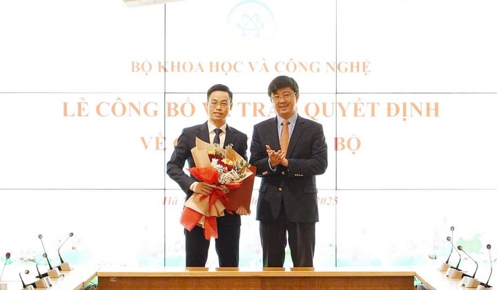 Ông Trần Quang Hưng được giao Quyền Giám đốc Trung tâm Công nghệ thông tin - Ảnh 1.