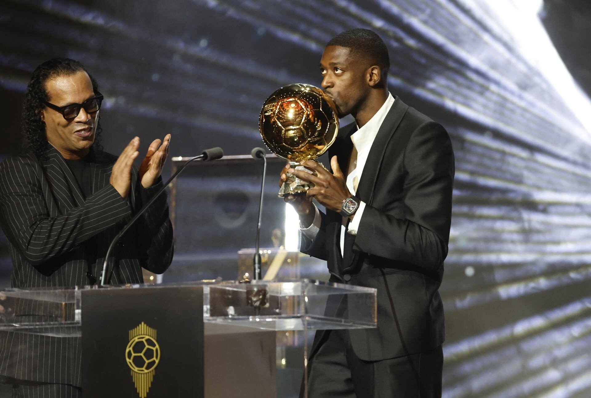 EFE - Dembele ឆ្លងផុតបាល់ទាត់ឆ្នាំ 2025 2.jpg