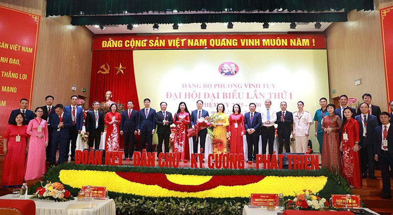 z7010505728332-b17fdd230a5992fd77d7af67beac1001.jpg