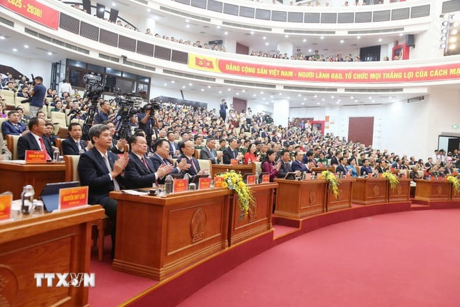 ttxvn-khai-mac-dai-hoi-dai-bieu-dang-bo-tinh-thai-nguyen3.jpg