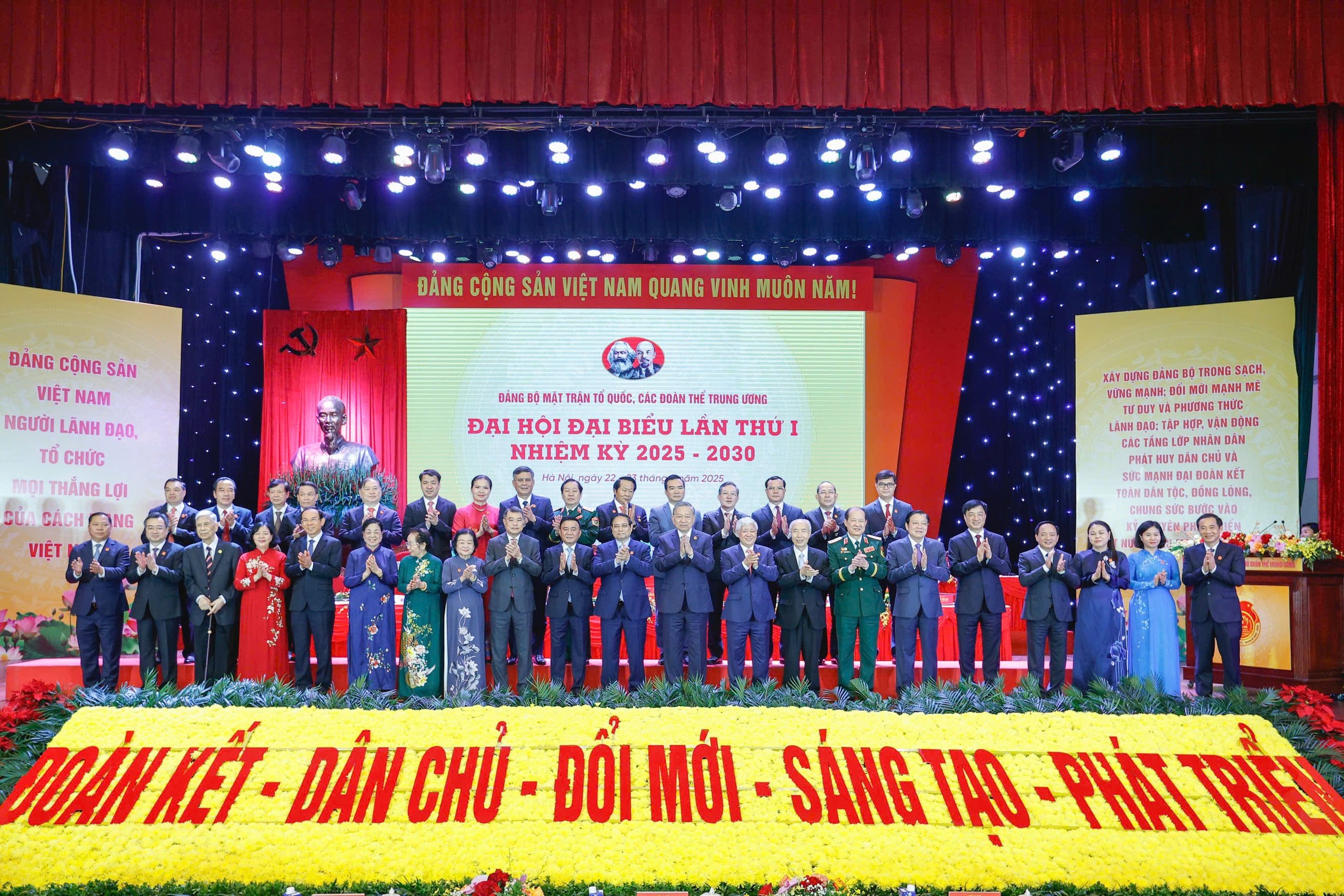 Tổng Bí thư: 'Họp ít hơn, làm nhiều hơn; ít khẩu hiệu hơn, nhiều kết quả hơn'- Ảnh 4.