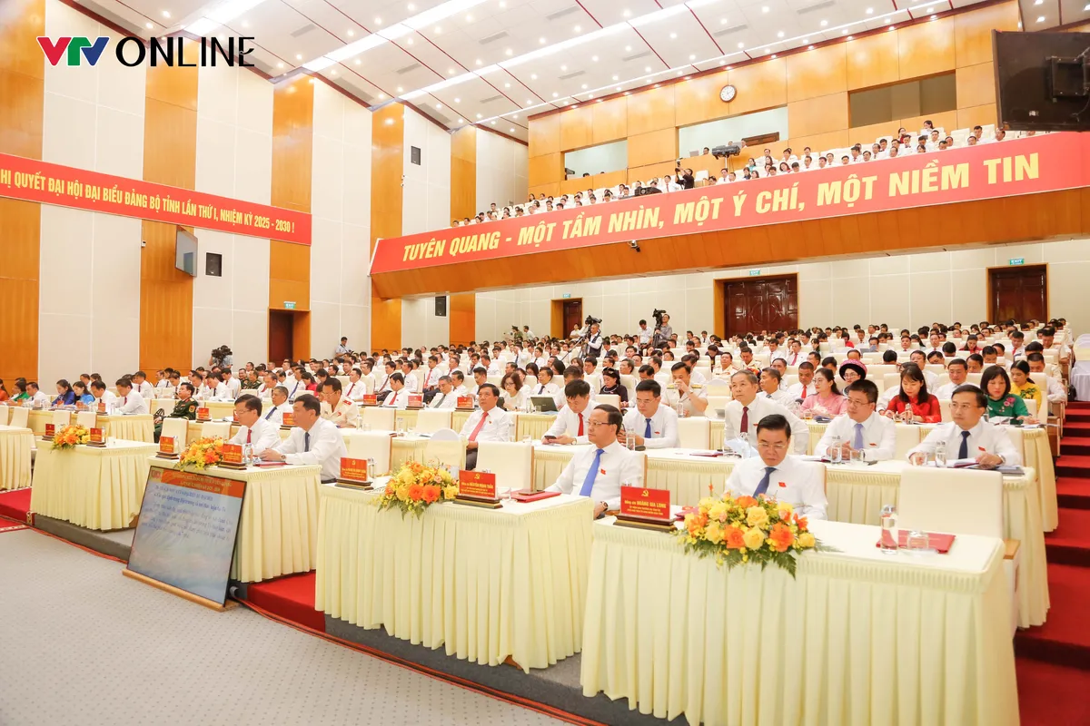 Đại hội Đảng bộ tỉnh Tuyên Quang lần thứ I: Thông qua danh sách Đoàn Chủ tịch- Ảnh 3.