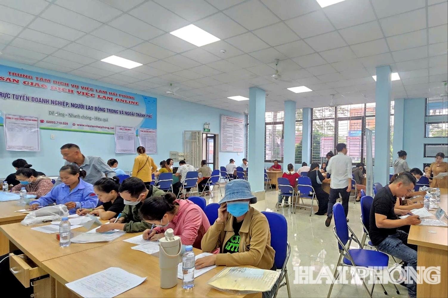 job-center-1(1).jpg