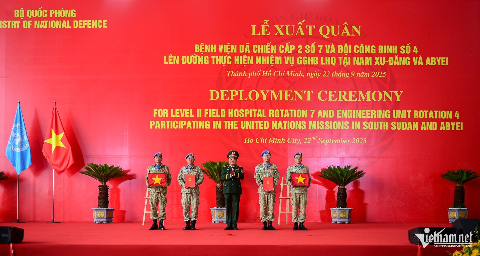 W-mũ nồi xanh   nguyễn huế 15.jpg