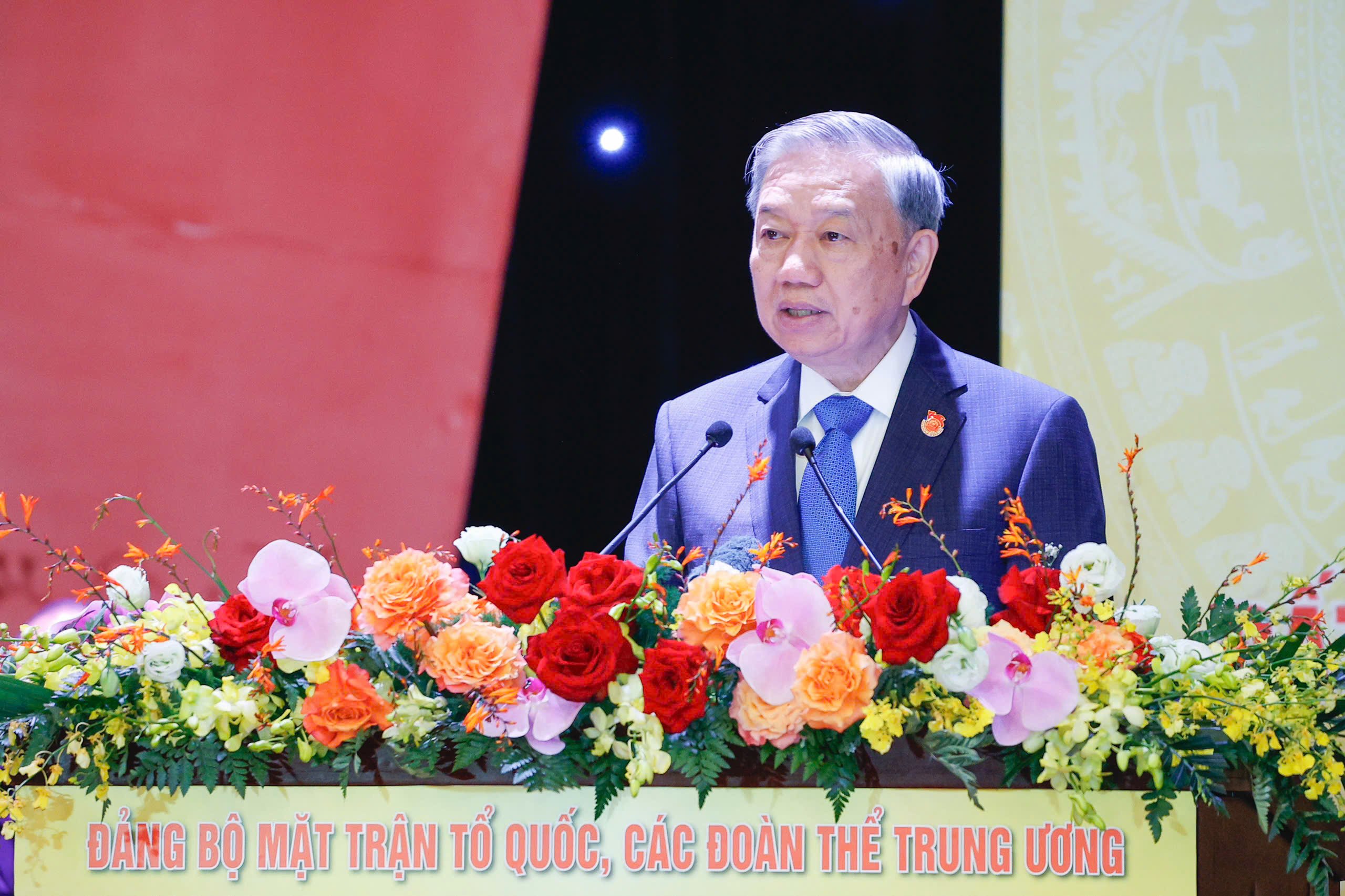 Tổng Bí thư: 'Họp ít hơn, làm nhiều hơn; ít khẩu hiệu hơn, nhiều kết quả hơn'- Ảnh 1.
