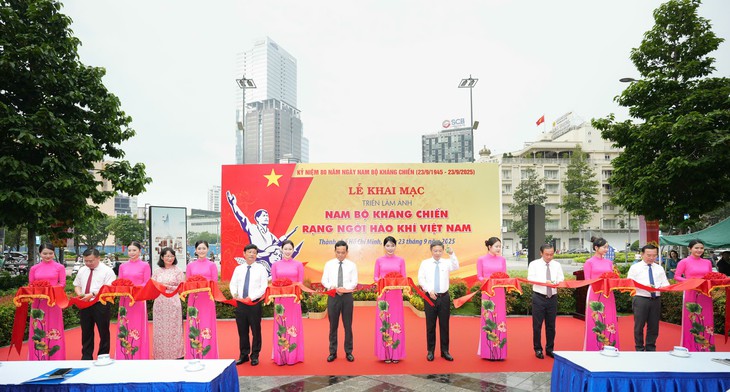 Khai mạc triển lãm ảnh kỷ niệm 80 năm Ngày Nam Bộ kháng chiến - Ảnh 2.