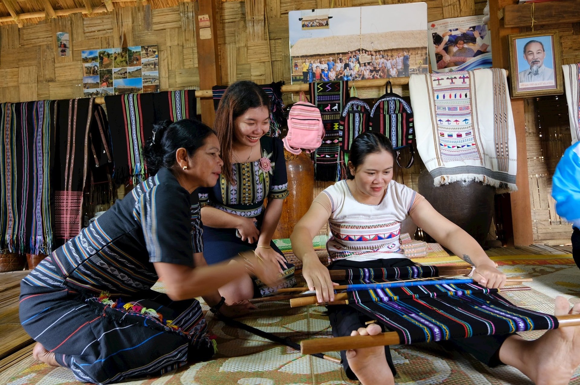 ការស្ដារ-ផែនដី-បច្ចេកវិទ្យា-ក្នុង-ភូមិ-៣-វួដ-២-បាវ-loc.jpg