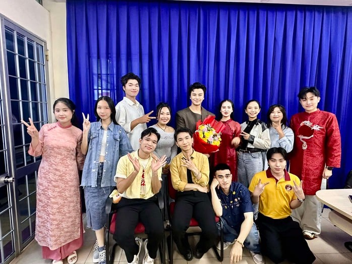NSƯT Võ Minh Lâm mang hơi thở cải lương đến với 