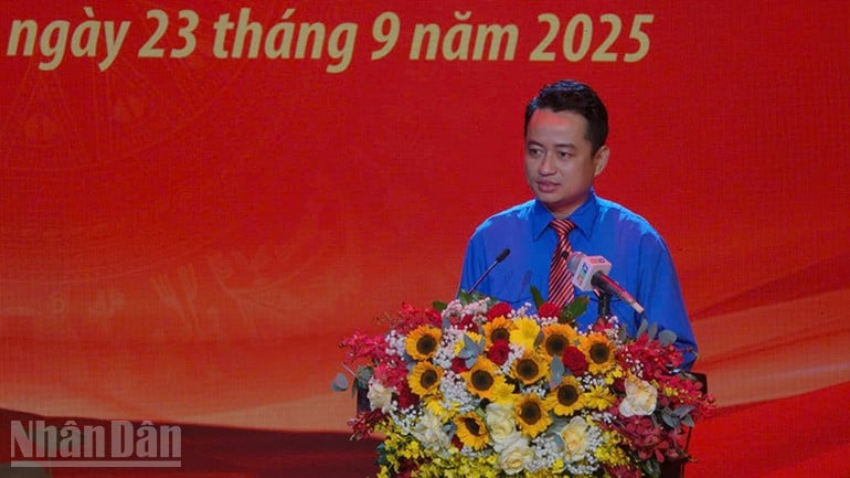 ndo_bl_z7040648558580-b72ea899af1463b1831403c2346cc89e.jpg