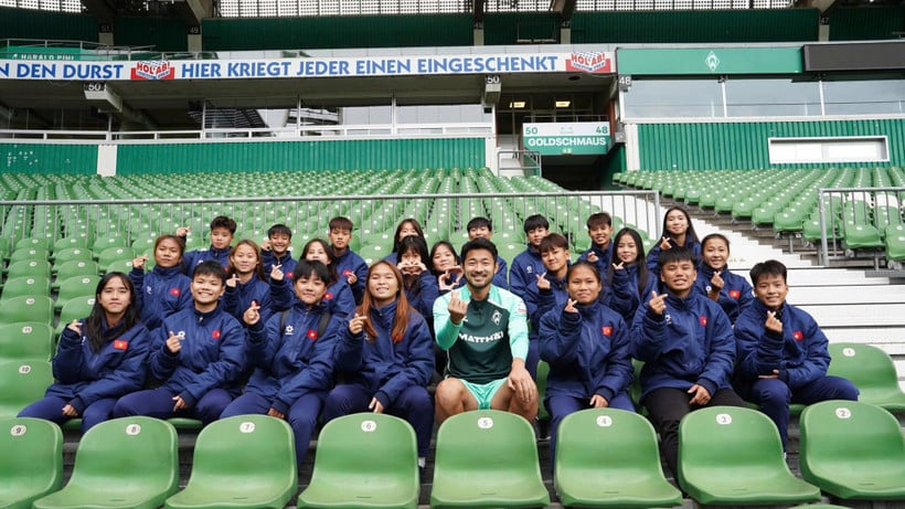 កីឡាករនារី U17 វៀតណាម អំឡុងពេលហ្វឹកហាត់នៅប្រទេសអាល្លឺម៉ង់។ (រូបថត៖ VFF)