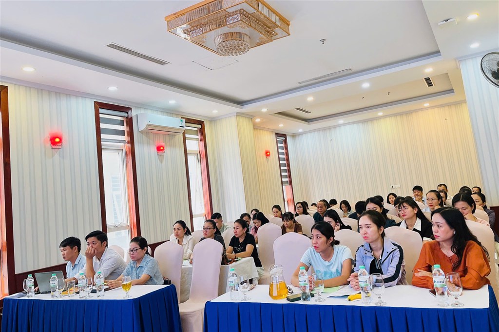អង់គ្លេស៖ ព័ត៌មាន