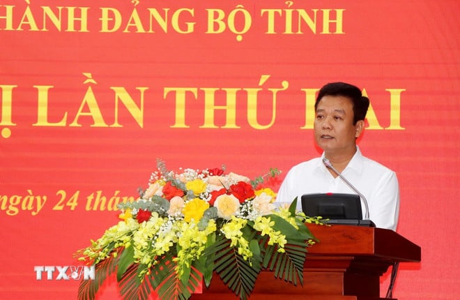 ttxvn-hoi-nghi-ban-chap-hanh-dang-bo-tinh-quang-tri-lan-thu-hai3.jpg