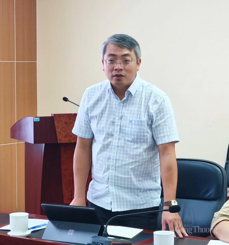 អនុប្រធាននាយកដ្ឋាន E-commerce និង Digital Economy លោក Hoang Ninh បានមានប្រសាសន៍ក្នុងជំនួបធ្វើការជាមួយគណៈកម្មាធិការប្រជាជនសង្កាត់ Doan Ket ខេត្ត Lai Chau ។