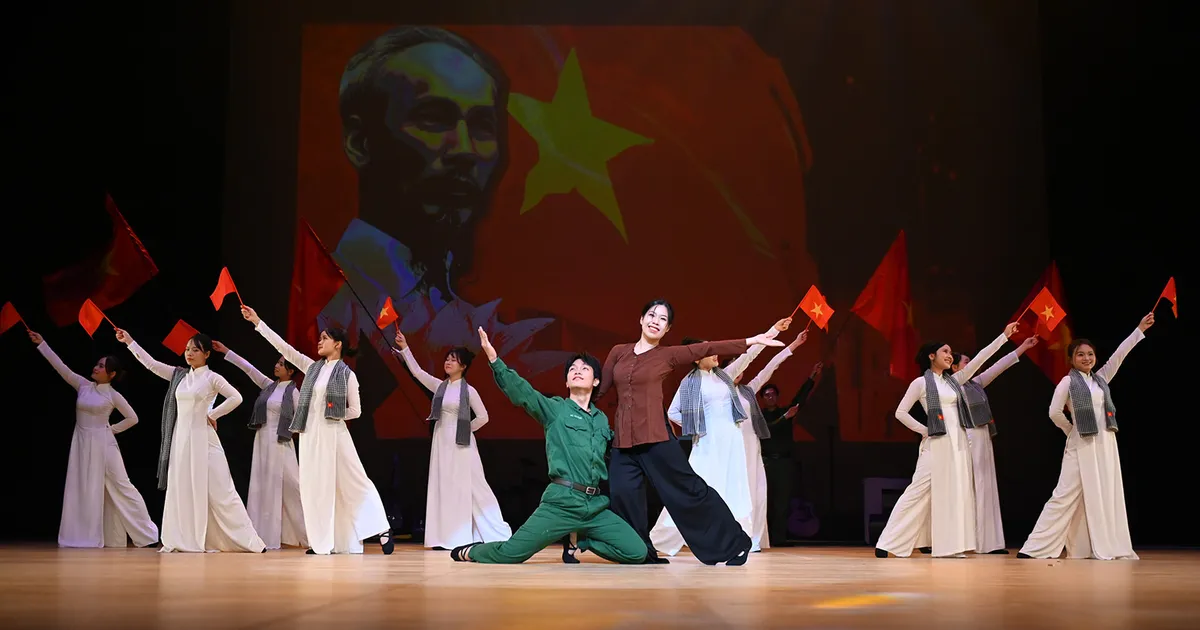 Hồn Việt nơi đất khách