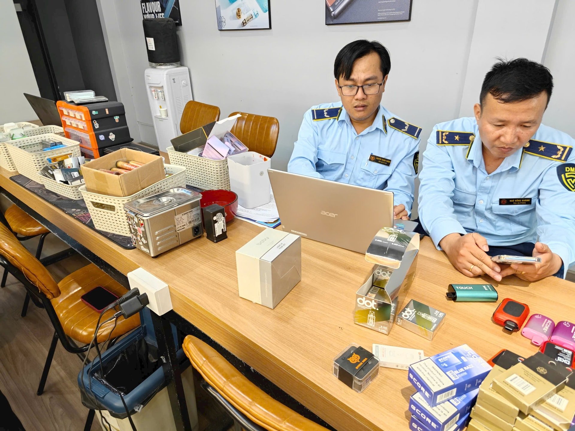 រូបថត 2 E-commerce