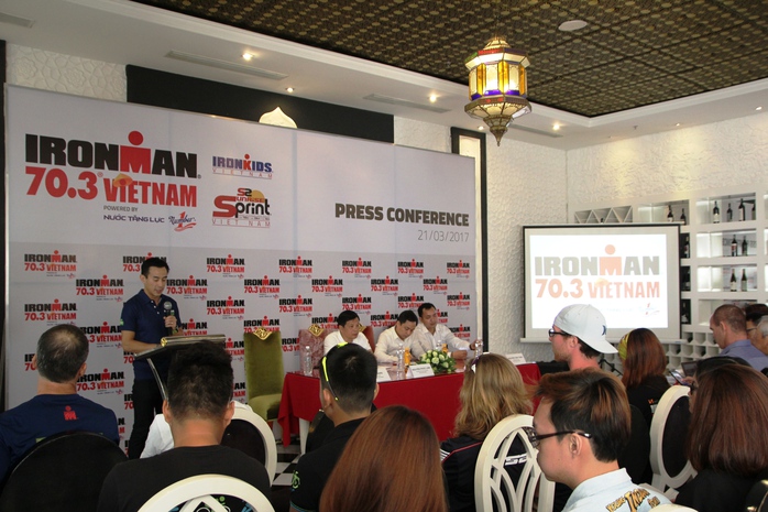 Press conference scene of the third IRONMAN 70.3 Vietnam 2017 competition