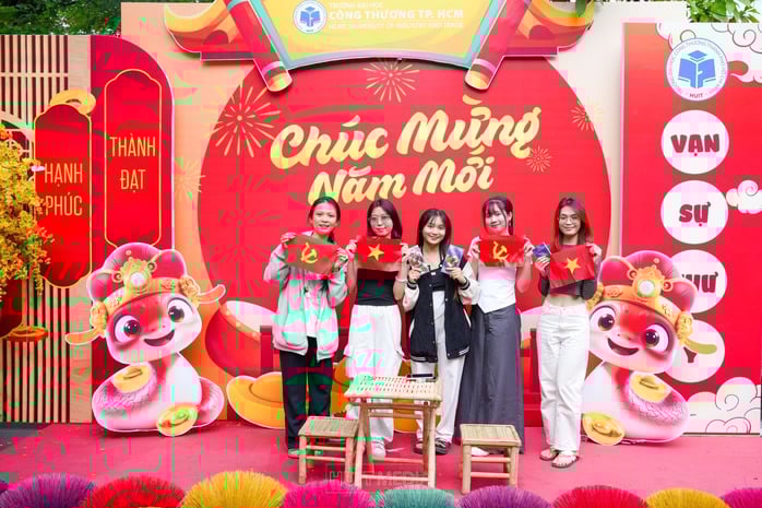 Hàng loạt trường ĐH công bố lịch nghỉ Tết, sinh viên 