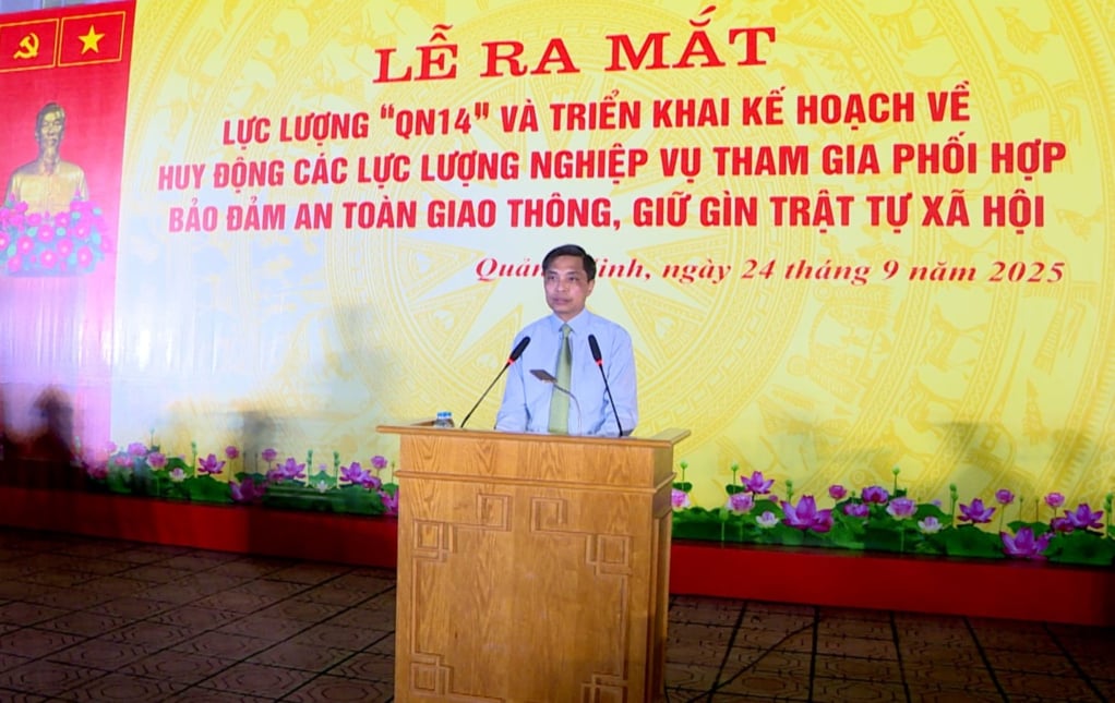 សមមិត្ត Vu Van Dien អនុប្រធានអចិន្ត្រៃយ៍នៃគណៈកម្មាធិការប្រជាជនខេត្តបានថ្លែងនៅក្នុងពិធីនេះ។