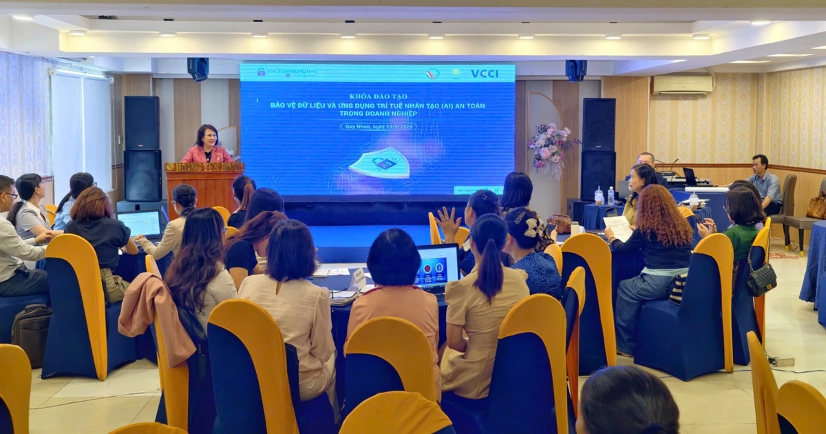 Đào tạo về bảo vệ dữ liệu và ứng dụng trí tuệ nhân tạo an toàn trong doanh nghiệp