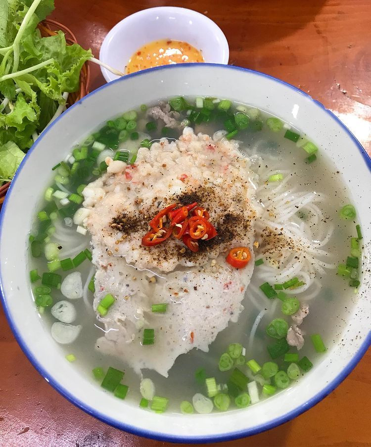 ប៊ុនចា​មួយ​បាច់​ដំបូង​លក់​អស់​ហើយ។ អ្នក​រាល់​គ្នា​ដែល​មក​កាន់ Phu Quoc ត្រូវ​តែ​តម្រង់​ជួរ​សម្រាប់ batch.jpg ដំបូង