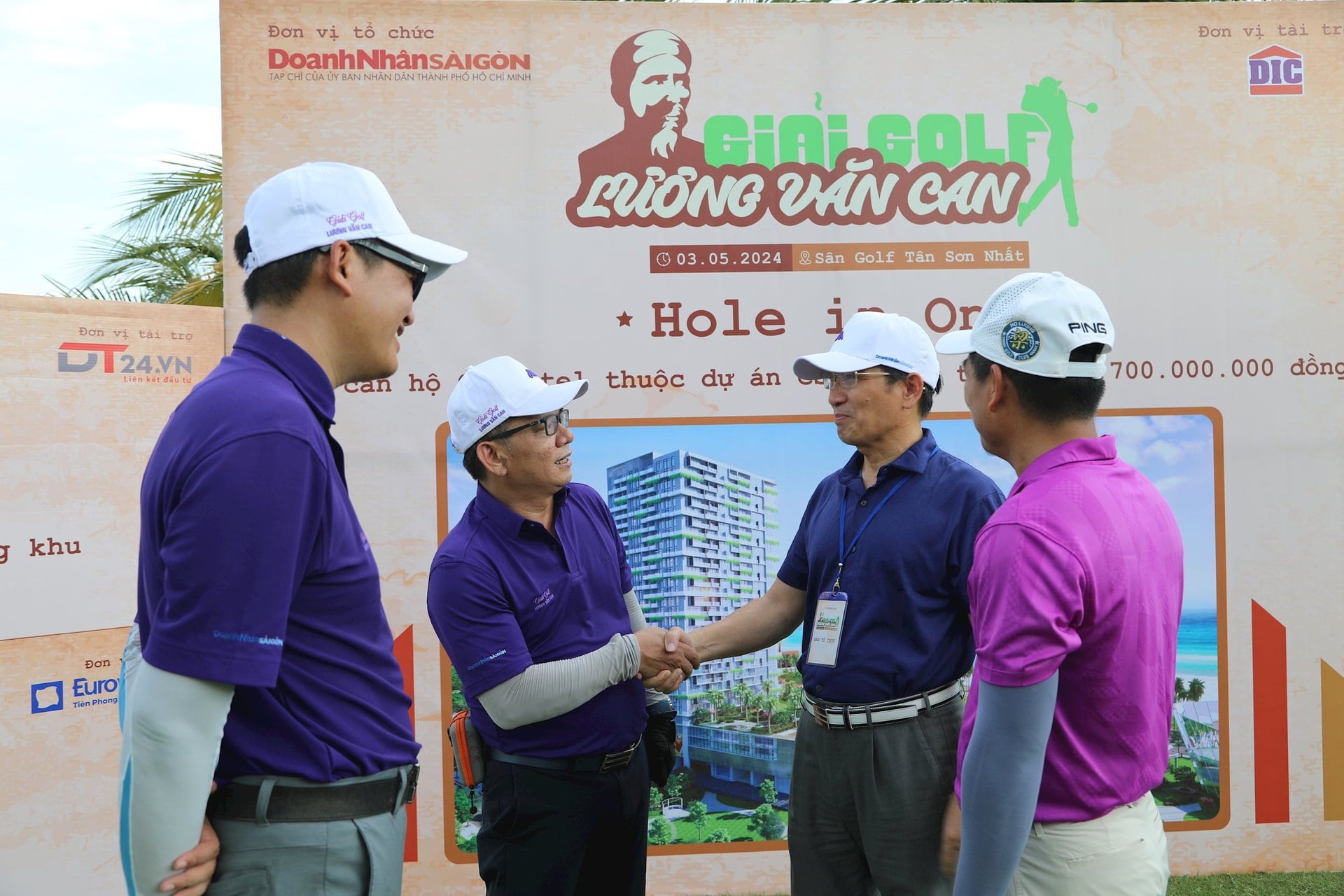 Giải golf Tạp chí Doanh Nhân Sài Gòn: Gây quỹ học bổng, tranh Cúp Lương Văn Can- Ảnh 1.