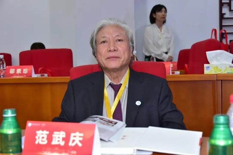 tham-gia-hoi-nghi-khoa-hoc-ve-y-hoc-truyen-thong-linh-nam-phia-nam-nui-ngu-linh-trung-quoc.jpg