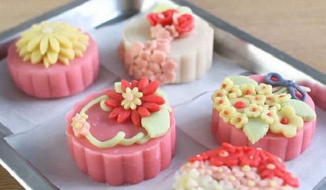 how-to-make-homemade-mooncakes-3d.jpg